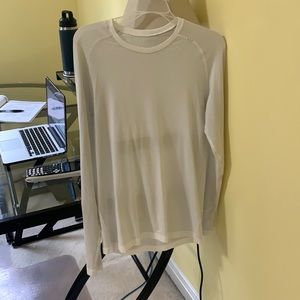 Lululemon MVT long sleeve